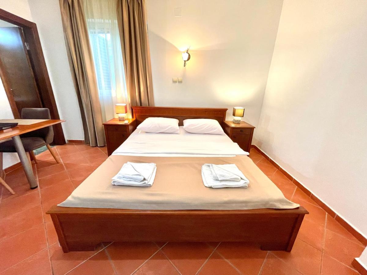Apartments Petkovic Budva Eksteriør billede